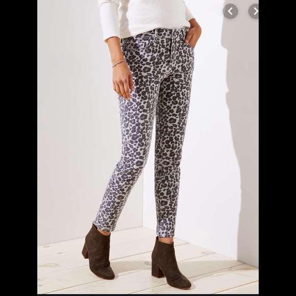 Loft Plus modern skinny leopard print jean… - Picture 3 of 3